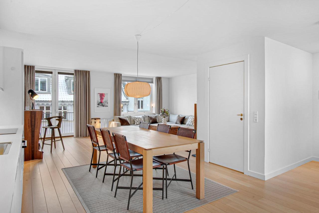 Sanders Monarch - Charming One-Bedroom Apartment With Two Balconies โคเปนเฮเกน ภายนอก รูปภาพ